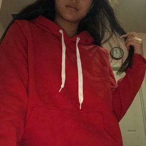 CASUAL RED HOODIE